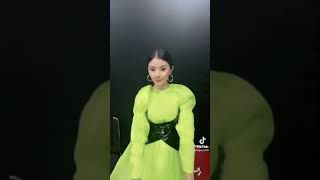 Baju Hujau Jangan Sdane Lepas  Ghea Youbi
