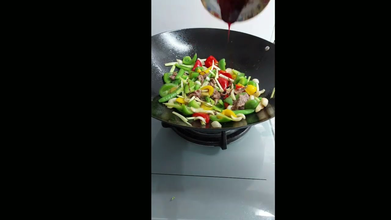 DAGING SAPI TUMIS KACANG KAPRI DAN PAPRIKA