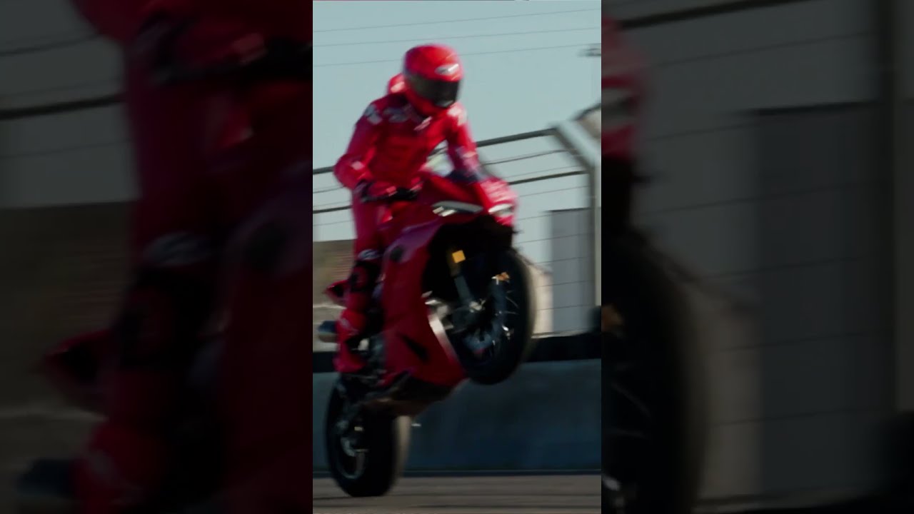 Elbow Down For Marc With The New Panigale V2