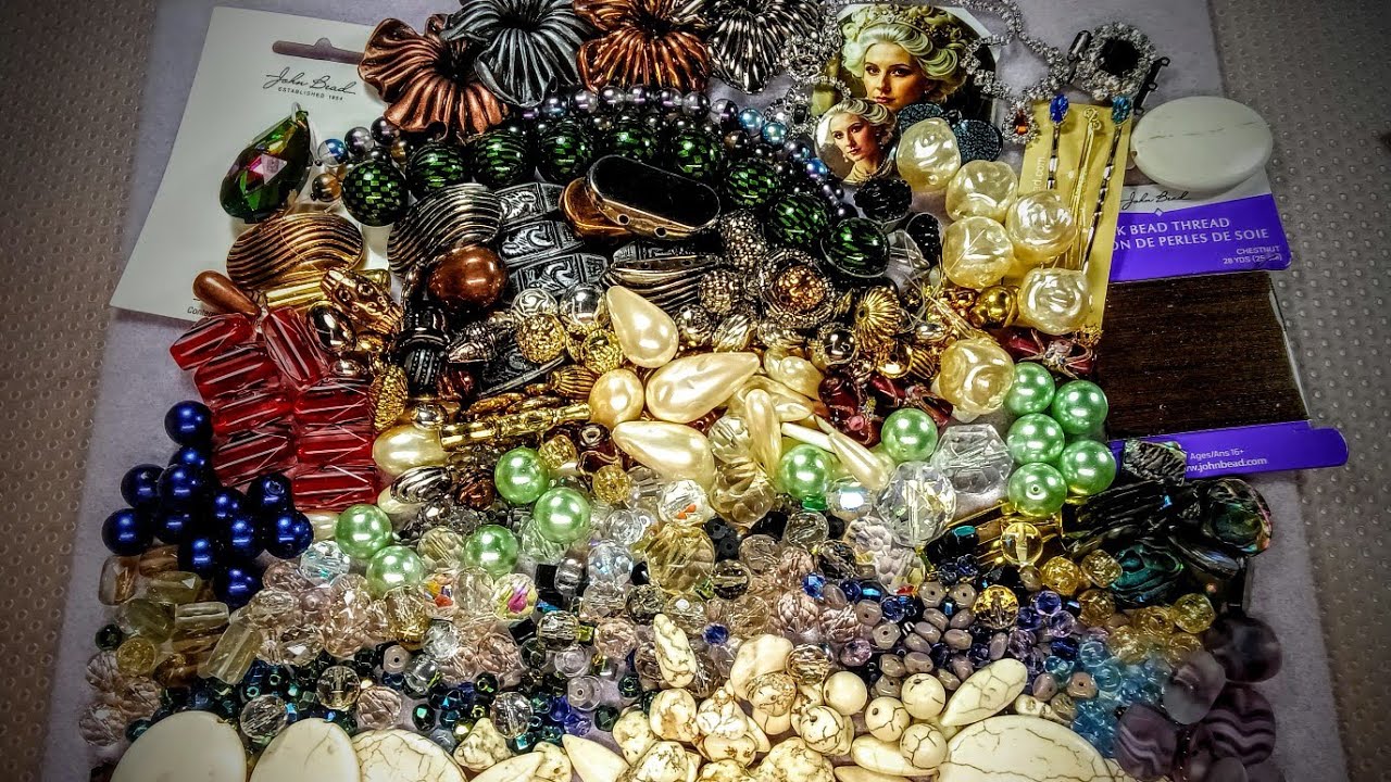 Распаковка коробки с диковинками Джона Бида «Мария-Антуанетта №16»