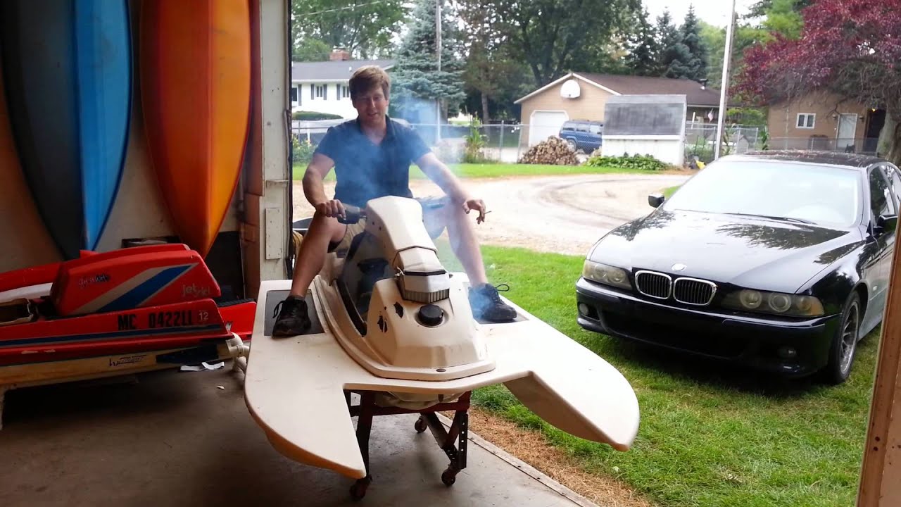 JS550 hydrofoil ski w/ 550sx reed engine First start up. - YouTube