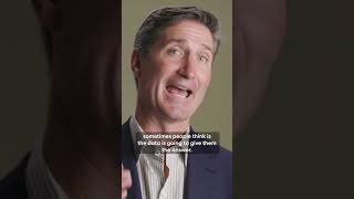 Talking Less Is a Leadership Advantage Most People Ignore, According to The Starbucks CEO
