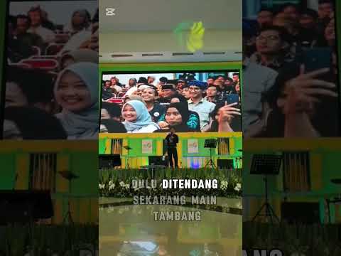 Lagu Ulul bergemuruh di acara @tunasgusdurian