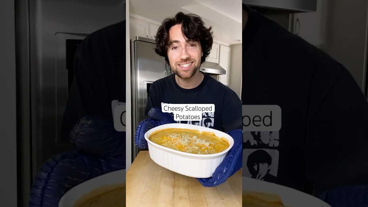 Cheesy Scalloped Potatoes 