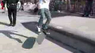 Double Kickflip Ledge