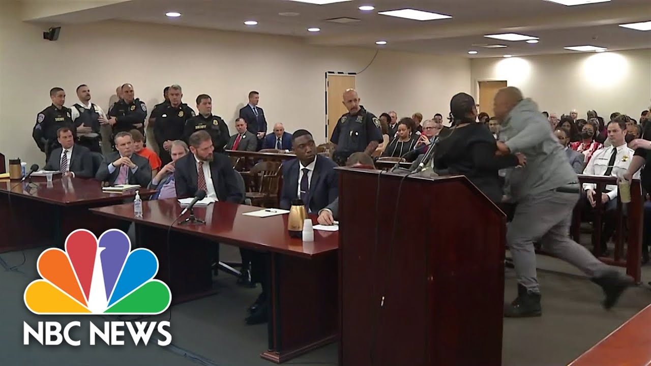 Watch: Man lunges toward Buffalo shooter during sentencing Watch: Man lunges toward Buffalo shooter during sentencing