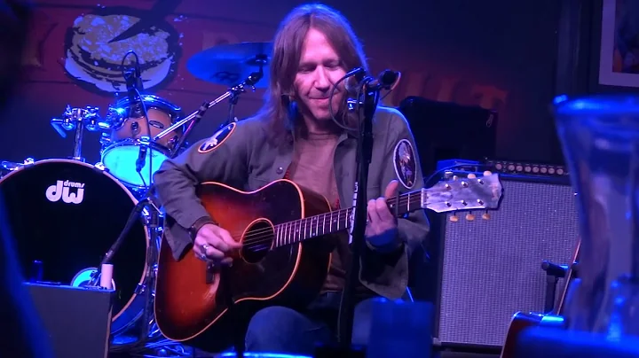 Blackberry Smoke - Old Enough To Know. Charlie Starr & Benji Shanks #blackberrysmoke