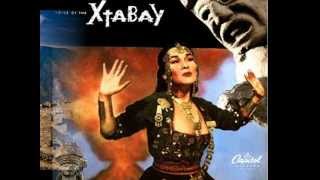 Video voorbeeld van "Yma Sumac - Choladas (Danza del festival lunar)"