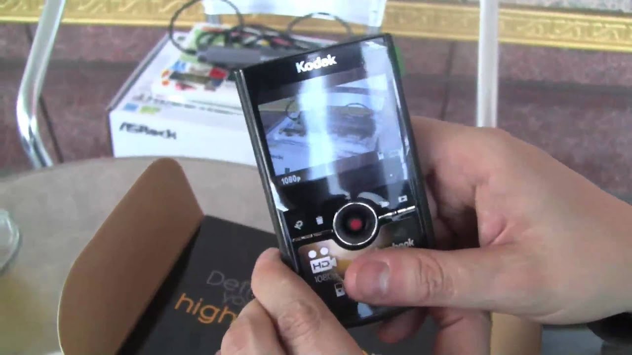 Kodak Zi8 Pocket Video Camera Unboxing - YouTube