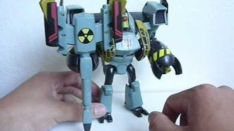 Review: Voyager Class Animated Atomic Lugnut