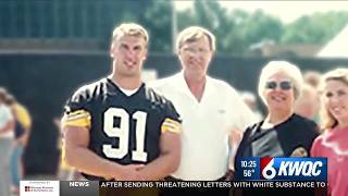 Bret Bielema coaching with heavy heart after passing of father