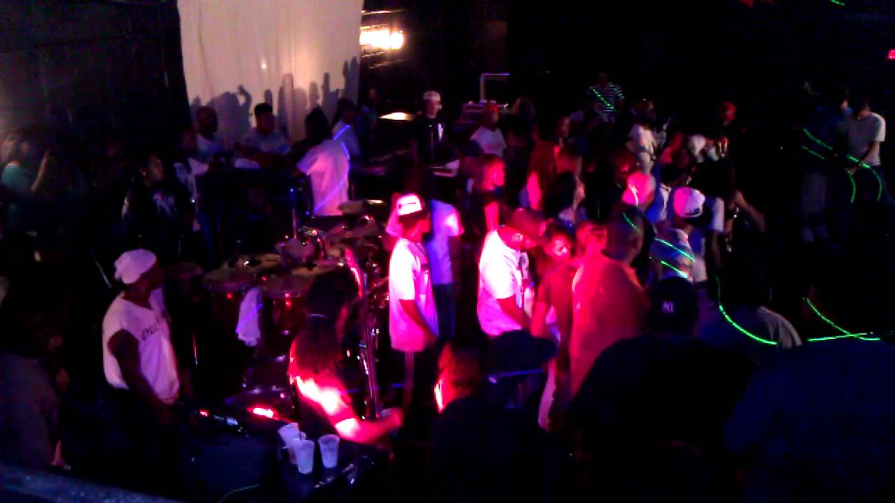 Live verson with @wale & @bouncebeatkingz