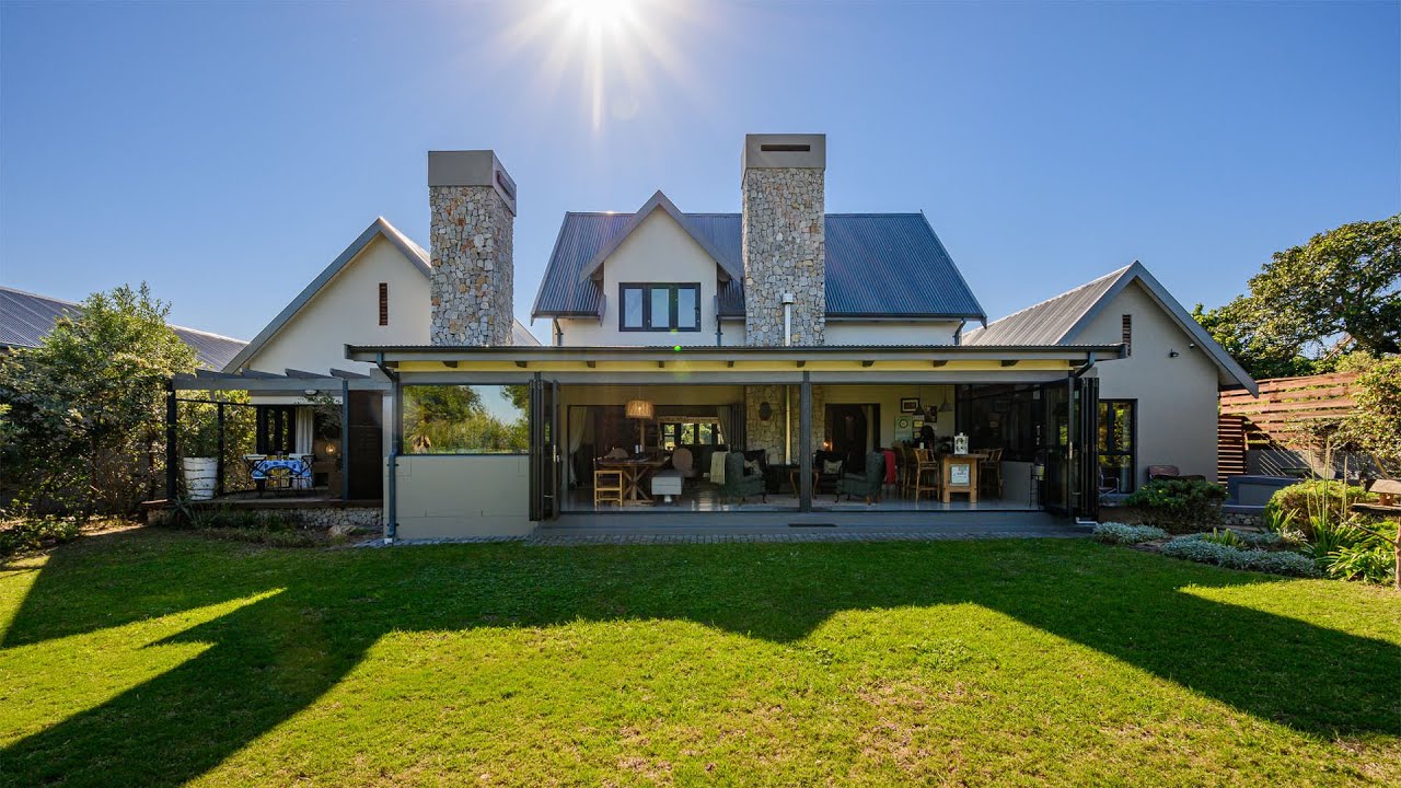 3 Sardinia Bay Estate