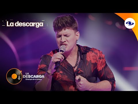 César Amaya canta ‘Mientes’ - La Descarga