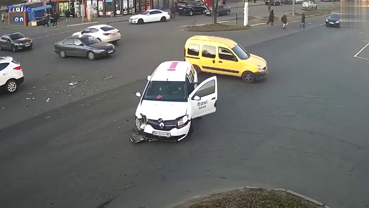 Проверка машины на аварии
