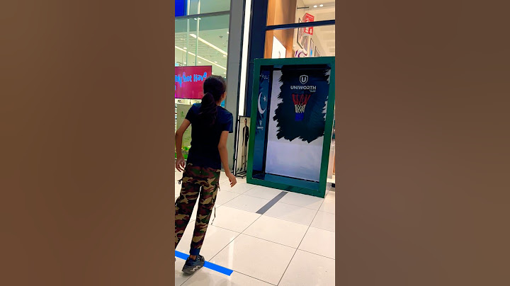 Ye kha phenk dia larki 😝😅 #song #love #baskitball #baksketball #ball #girls #funnygirlfails #funny
