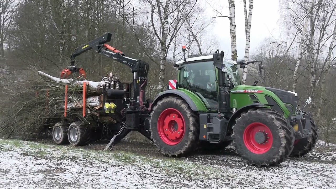 Türchen 5 im LAFO-Kalender: Fendt 724 Vario mit BMF 18T1 Rückewagen