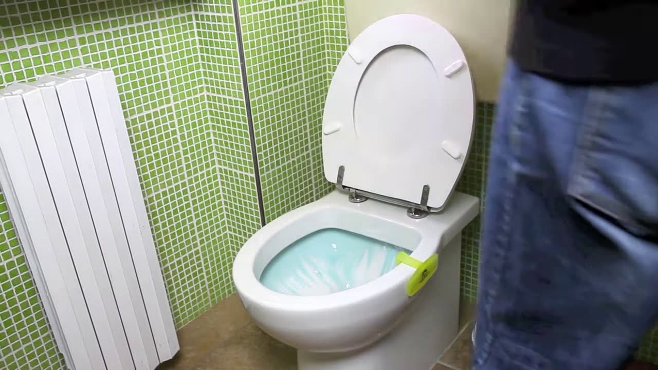 Pulizia. lavaggio periodico del bagno youtube Pulizia del bagno