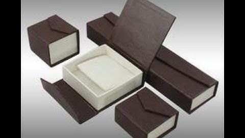 the mini-size of jewelry rigid box hardcover case lining with metal piece pasting