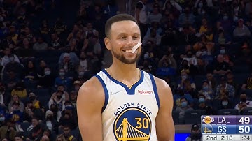 LeBron Jokes After Steph Misses Free Throw 😂