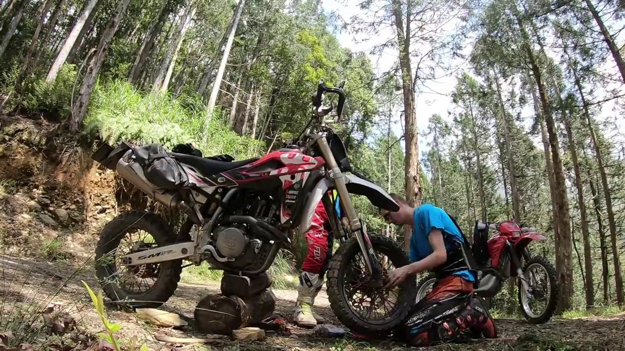 Roadside Repair: Flat Tire - YouTube