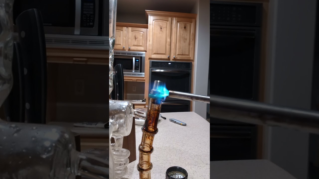 how to take a vape bong hit