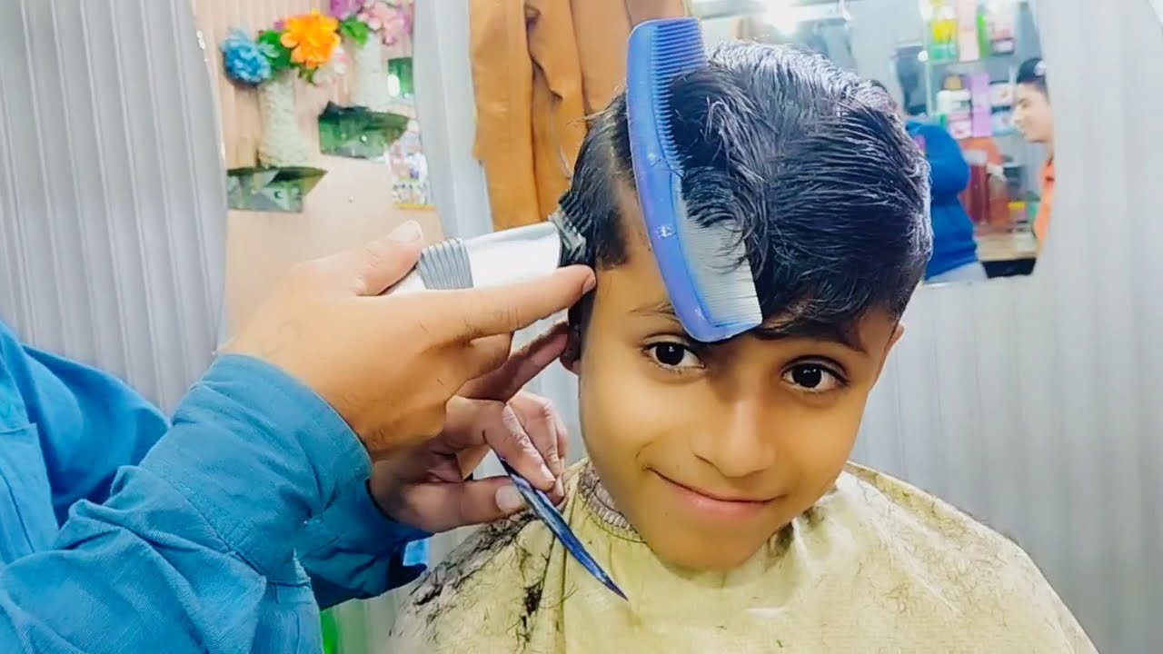 Abaid Ullah hair cutting vlog barber haircut shop in my village rawal