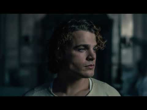 Freezing In November (Lyrics)