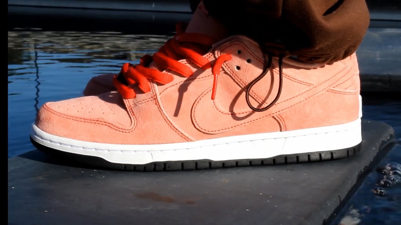 NIKESBダンクロゥ　ピンクピッグ　26.5 Nike SB Dunk Low Pro PRM Pink Pig Review and on Feet - YouTube