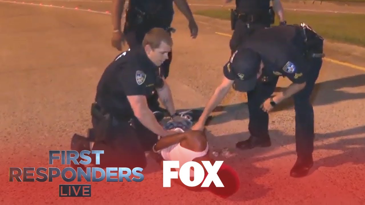 rescue dogs rock nyc Police Apprehend Fugitive With Multiple Warrants | Season 1 Ep. 6 | FIRST RESPONDERS LIVE
