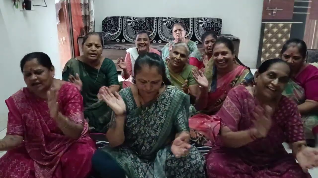 આ કિર્તન એકદમ નવુ કયાય નહિ સાંભળ્યું હોય 👌👌👌 જનમો જનમ નો નાતો પારુલ બેન ગોંડલીયા(લખેલુ છે)