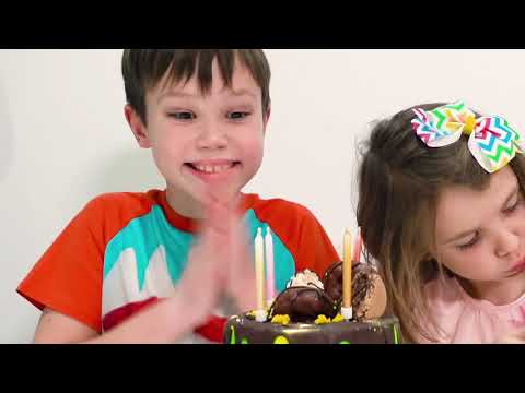 Катя и Макс и их завтрак с Котом из игры