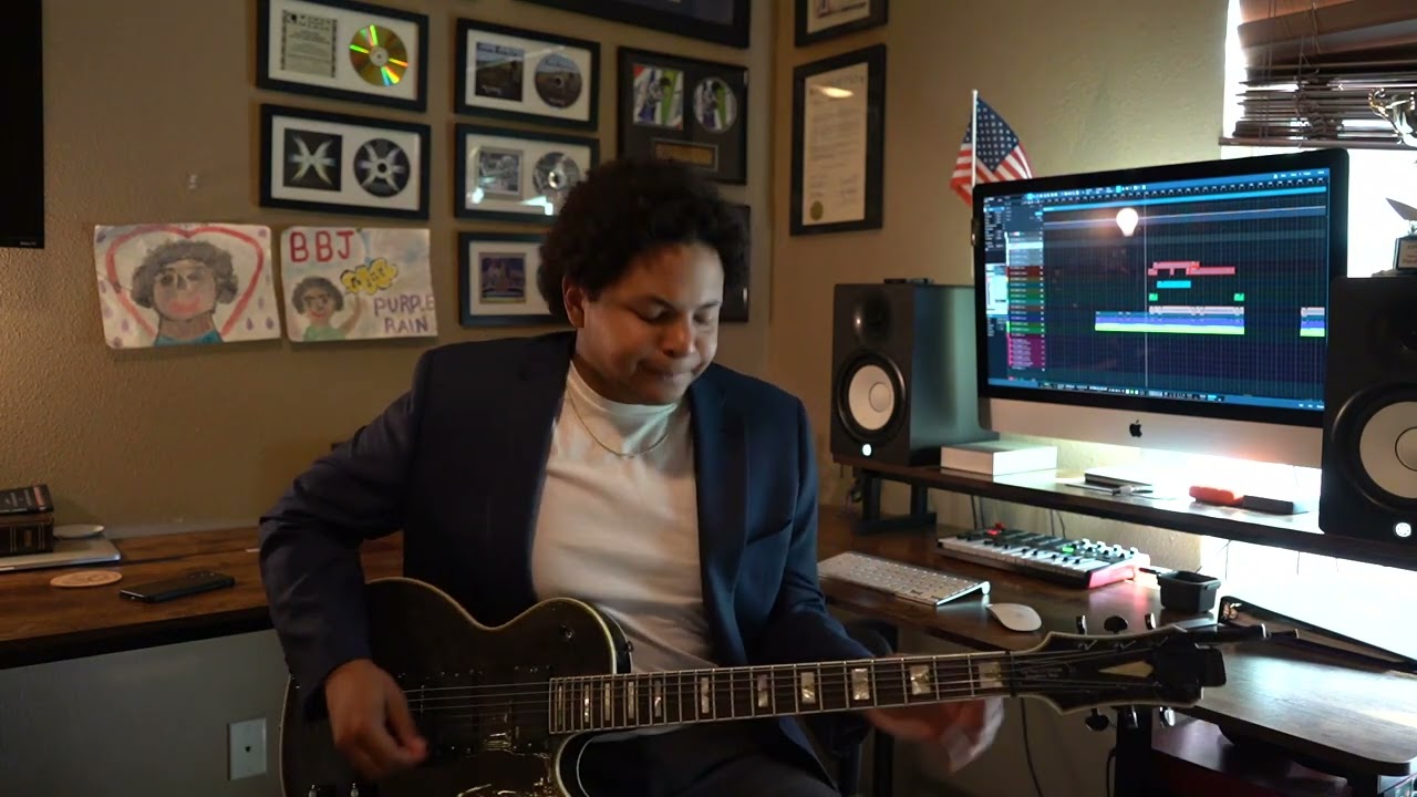 Brandon Bailey Johnson - LIVE in Minneapolis at Gluek's