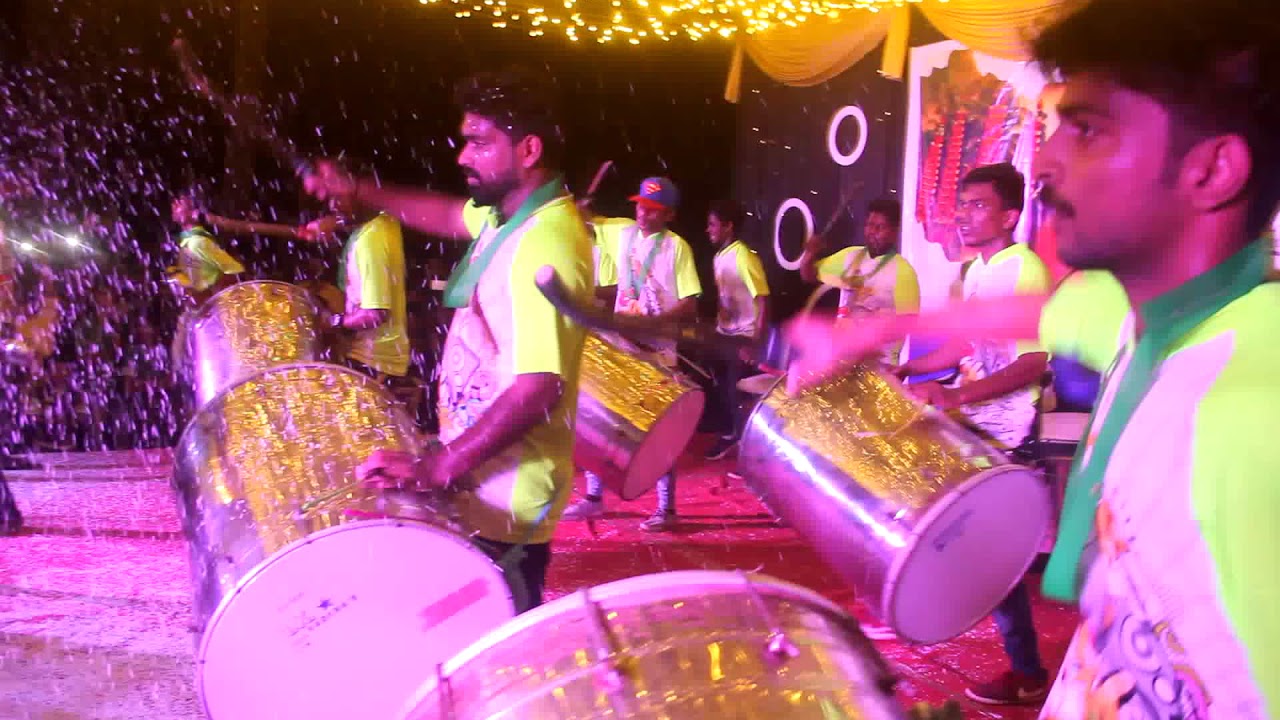 Youthgales nasik dhol rocking stage show 2017