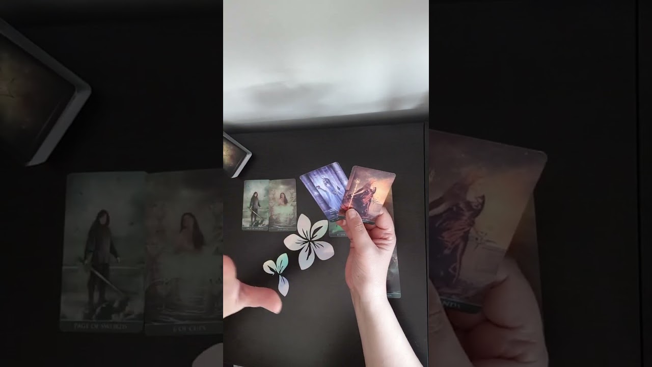 👀E CU OCHII PE TINE👀 înnebunit de energia ta ...🌼🍀🌺