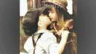 Birbirimize Geç Kalmışızbüşo