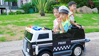 Fengfeng pretend play police and rules of car for kids 枫枫的交警故事