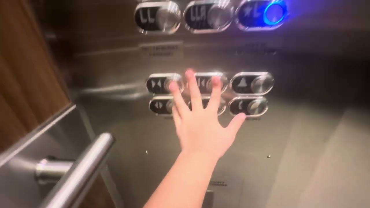 Dover  Traction Elevators at Courtyard Marriott Kitchener, ON