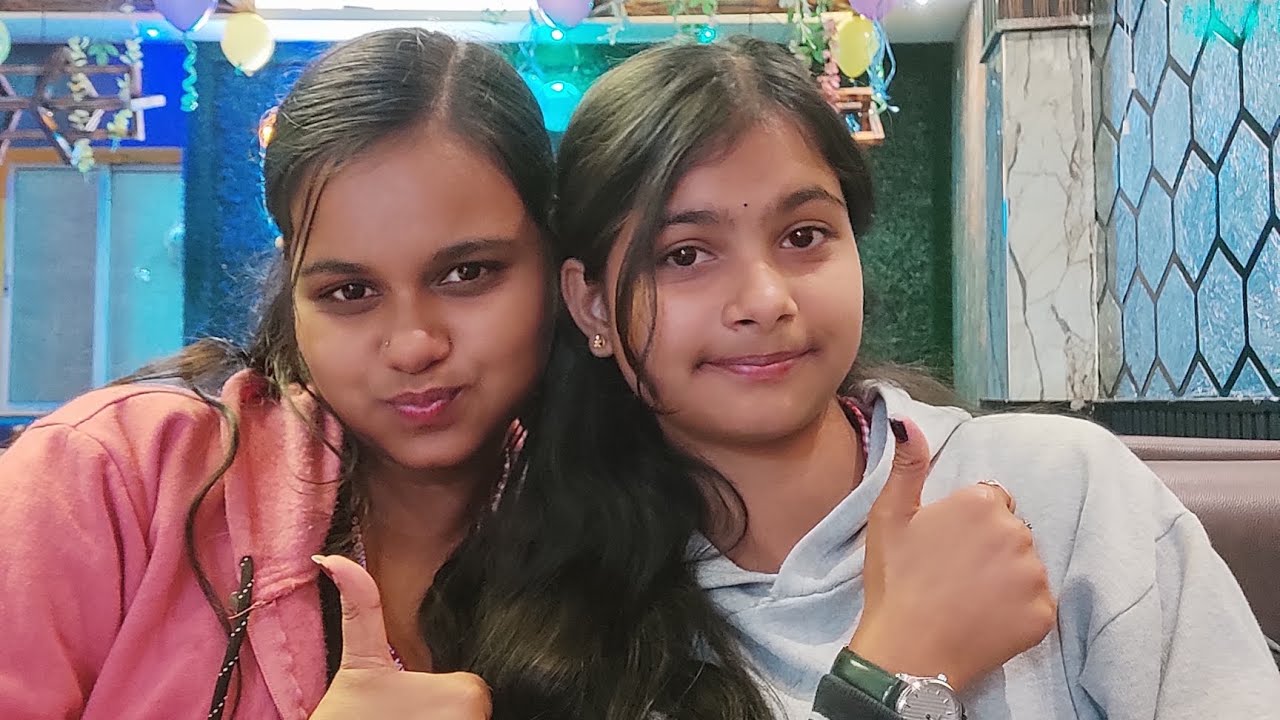 A day in college 🎀💞 odia  ଆମେ ଖାଦ୍ୟ ପାଉନାହୁଁ 🤧