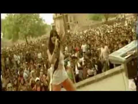 Dhunki laage -HD -full song video .- Mere brother ki Dhulhan -