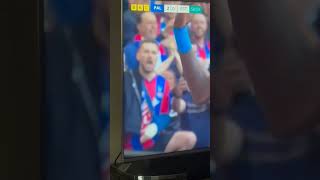 He Couldnt Clap So He Clapped With His Head