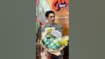 Quỳnh Lý xuất hiện với visual sáng trưng, diện vest lịch lãm tại buổi premiere phim.