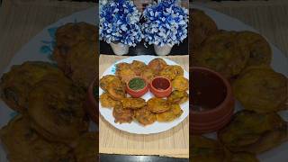 Crispy pyaaz ke पकौड़े | #food