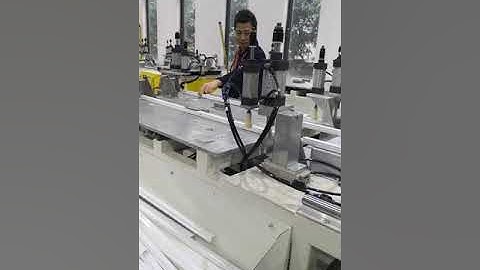 high Automatic two cavity led light PC diffuser profile machine(Dave)