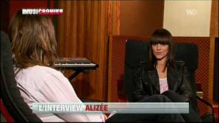 Alizee -  Interview Musicronik sur W9 - 18/04/2010