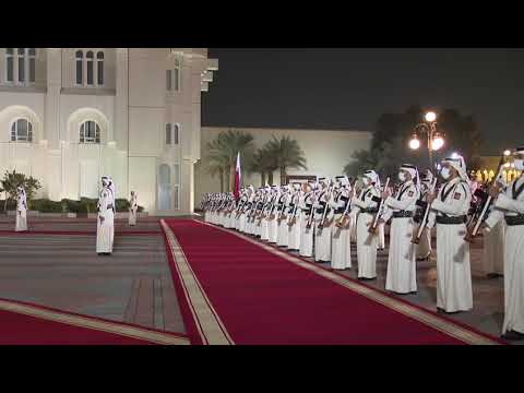 شاهد الاستقبال الرسمي ل ولي العهد محمد بن سلمان في الديوان الأميري القطري بالدوحة
