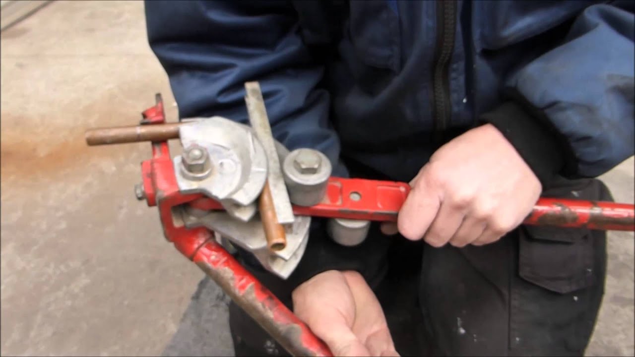 How to bend copper pipe YouTube