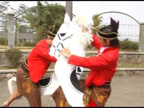 Tari Kuda Lumping