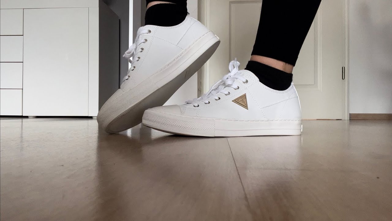 ASMR | WALKING IN SNEAKER