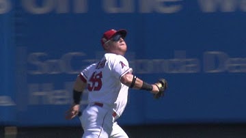 TOR@LAA: Calhoun covers a lot of ground to make catch